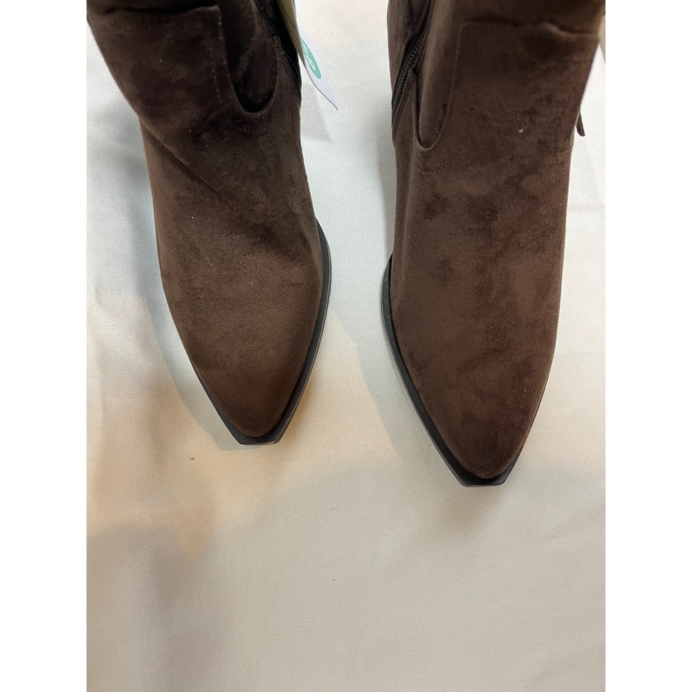 Universal Thread Womens Brown Faux Suede Fringe Western Tall Boots Size 8.5 NEW - Picture 2 of 6